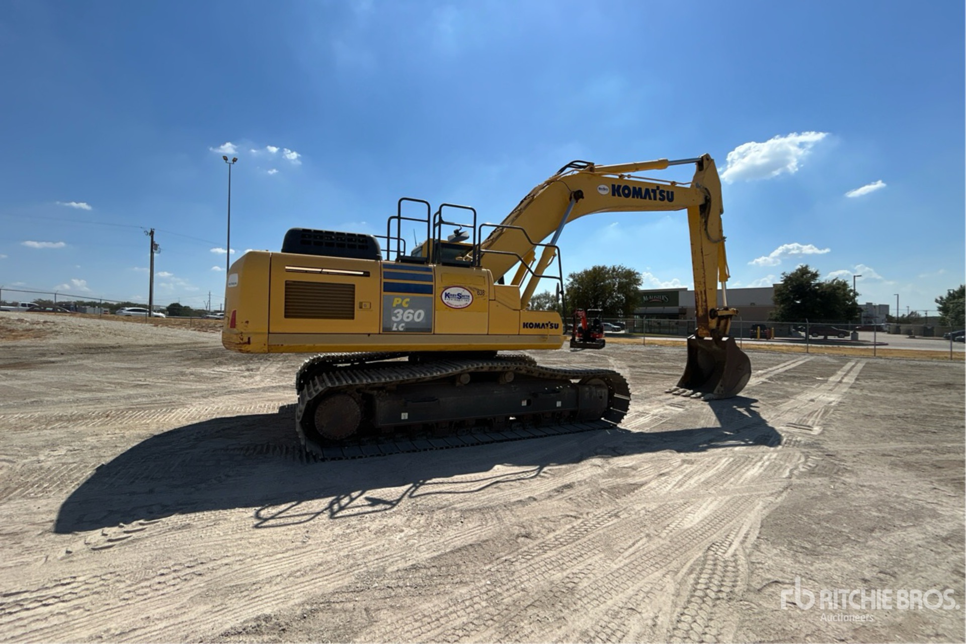 2016 Komatsu PC360LC-11