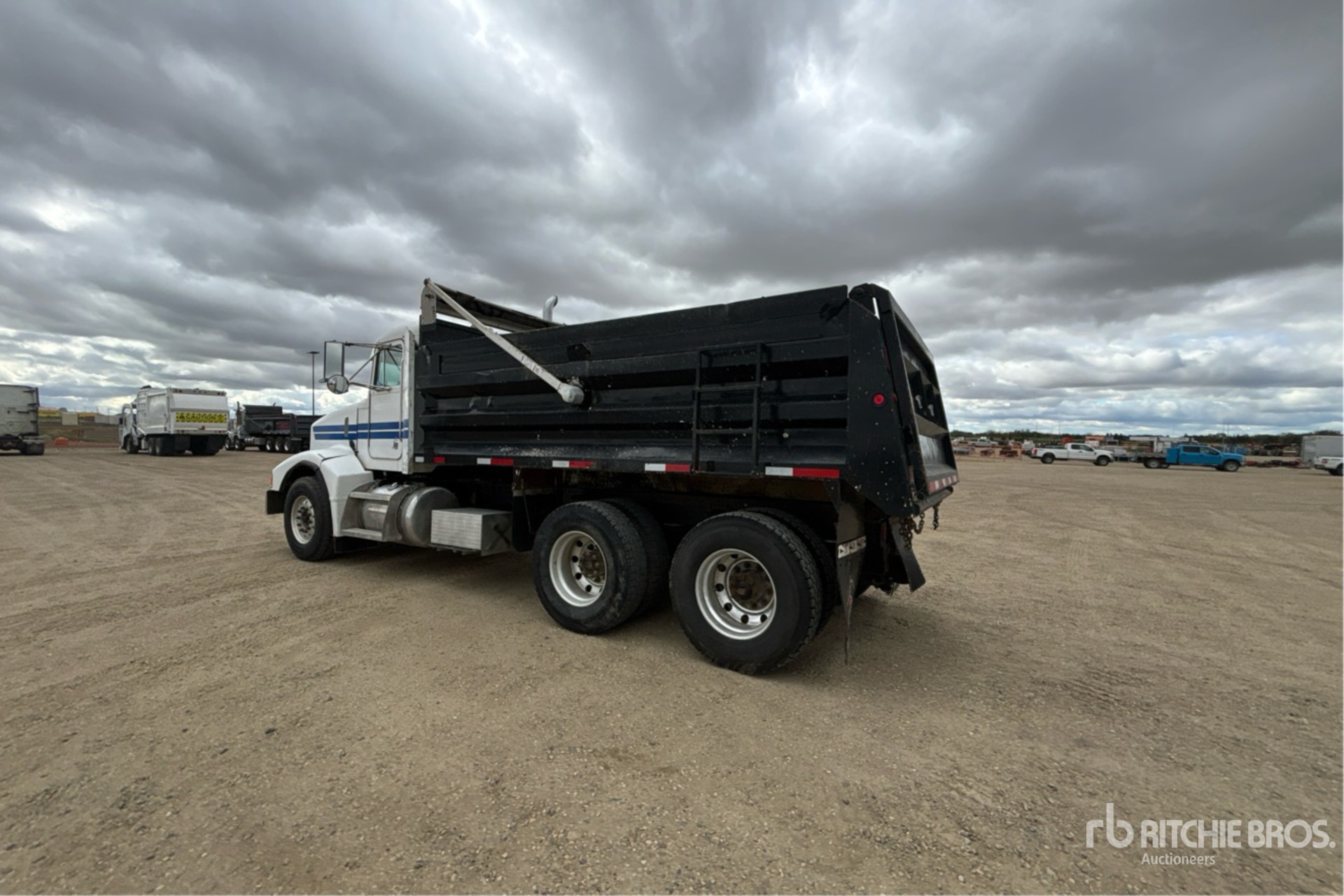 1998 Peterbilt 567