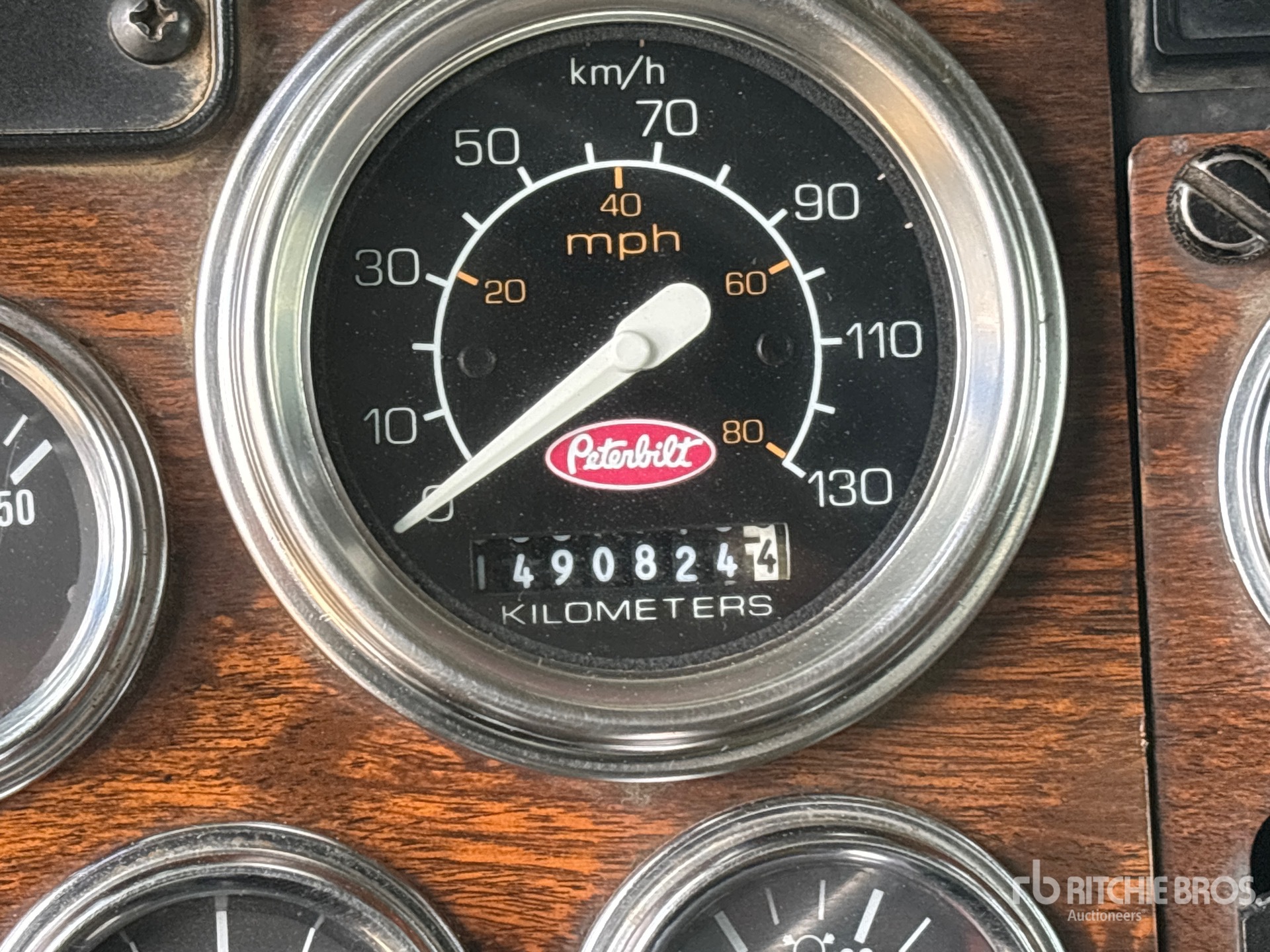 1998 Peterbilt 567