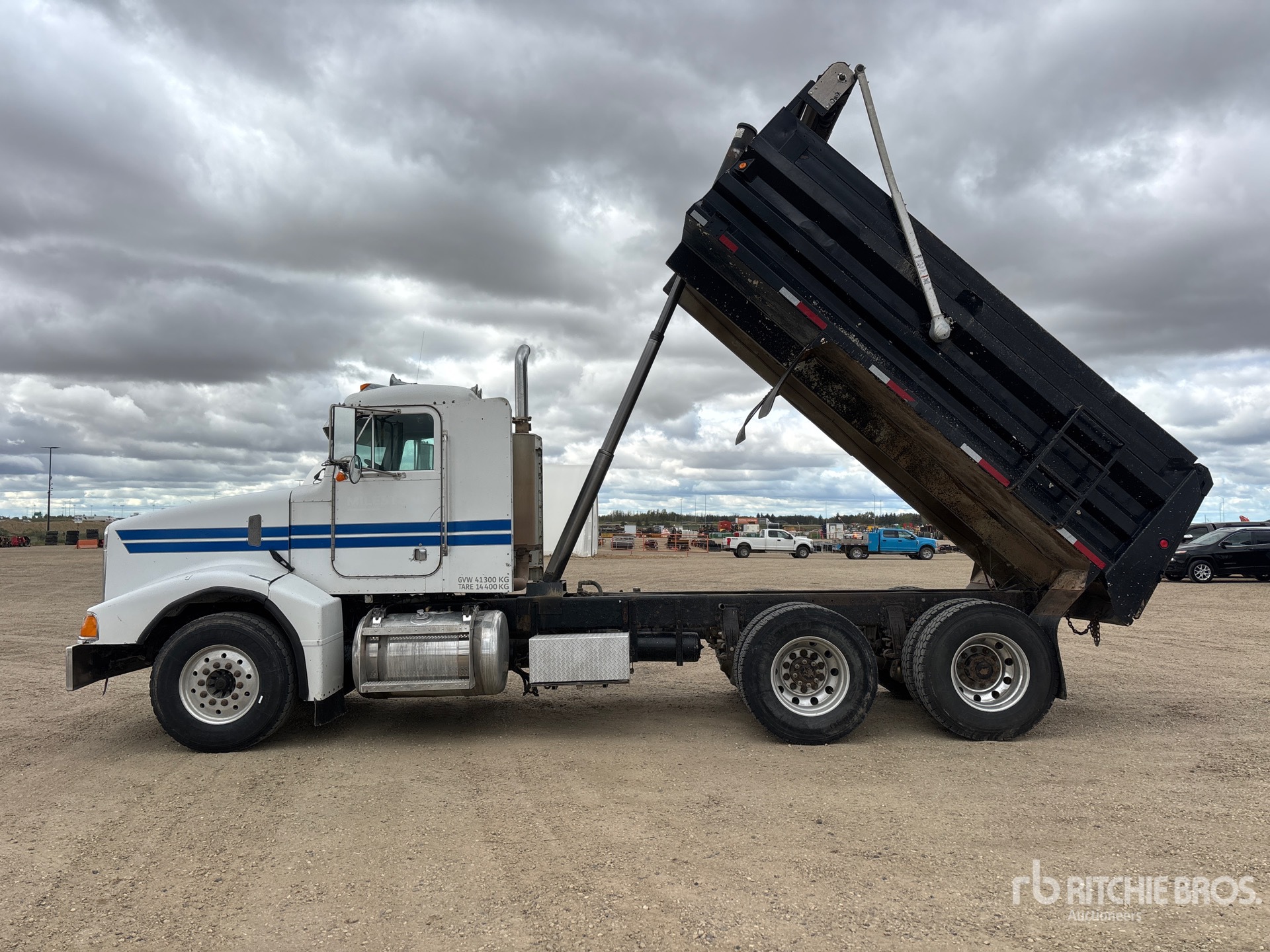 1998 Peterbilt 567