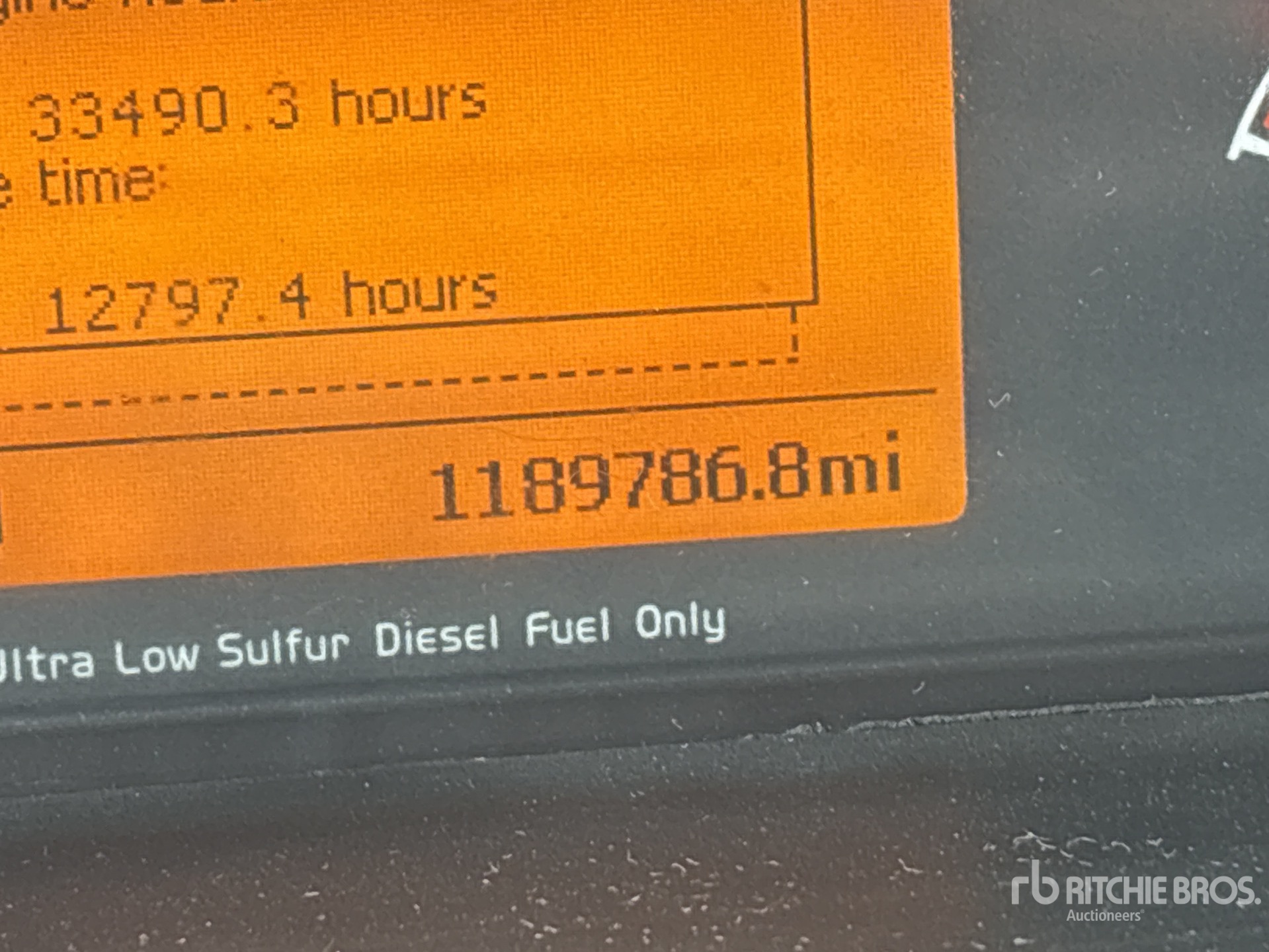 2017 Volvo VNL