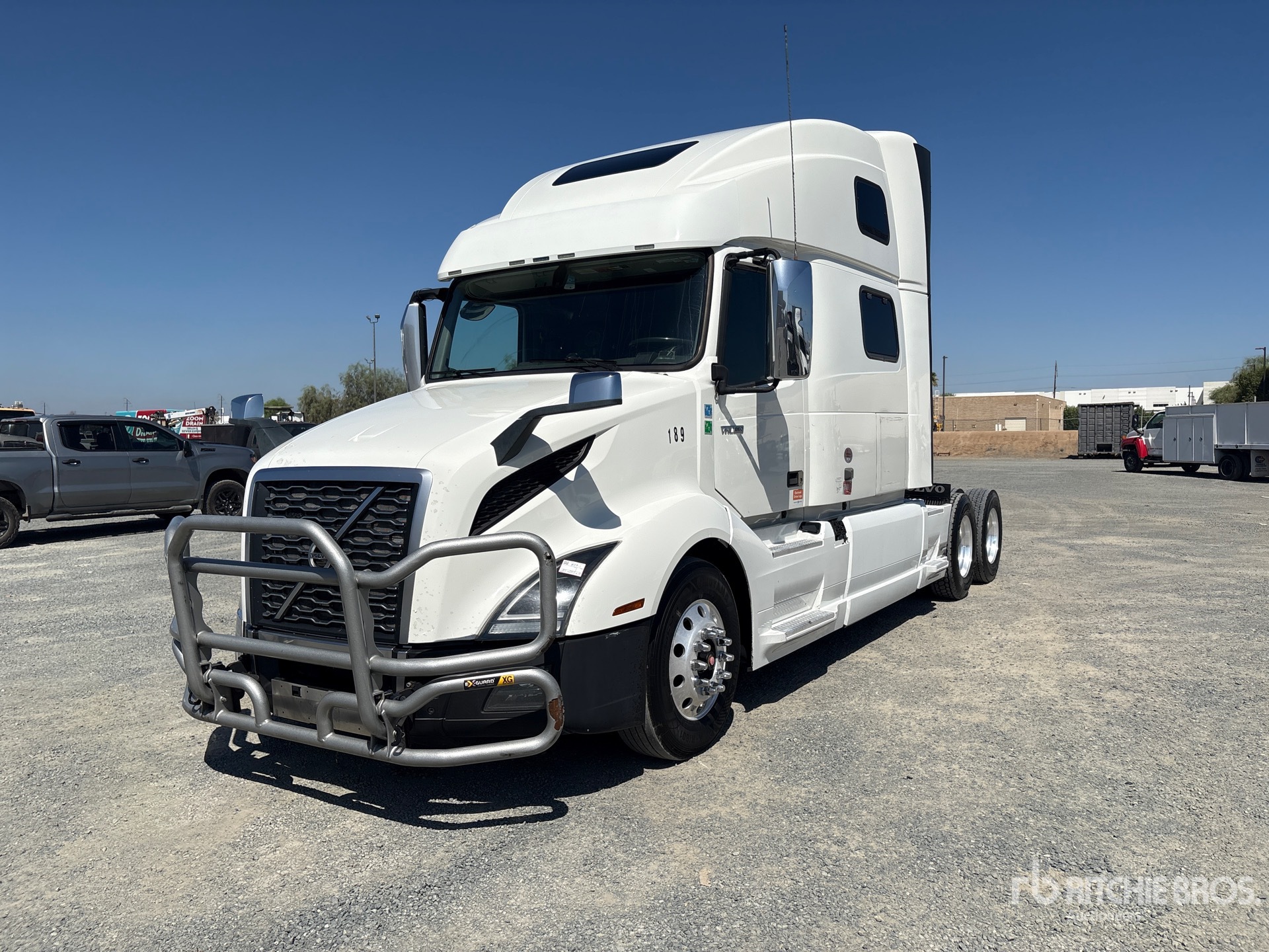 2021 Volvo VNL860