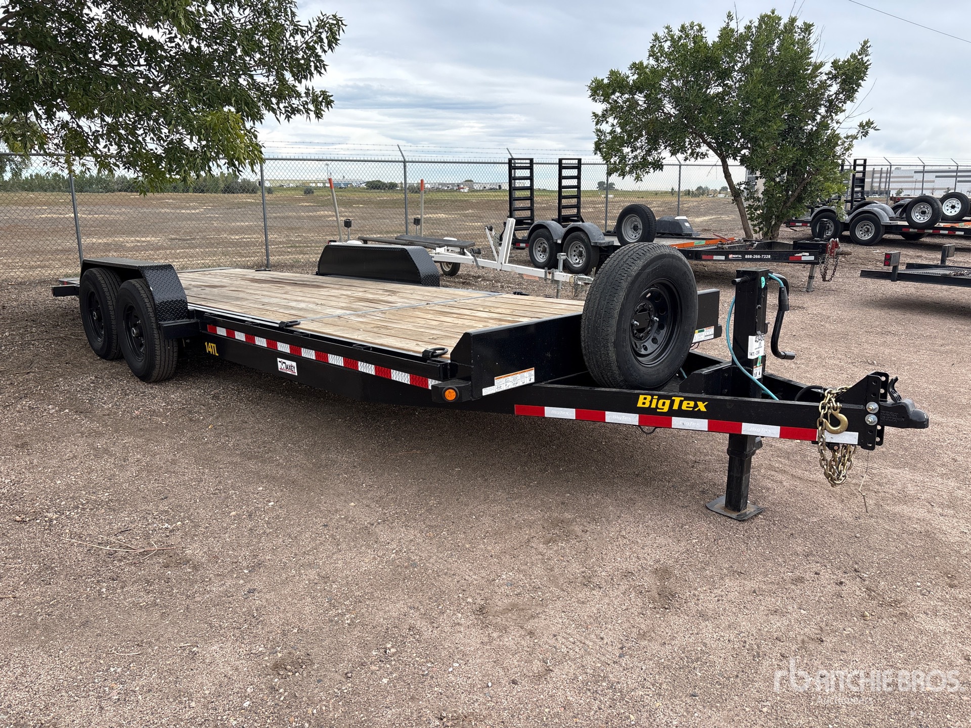 2026 Big Tex 11300 lb 16 ft T/A