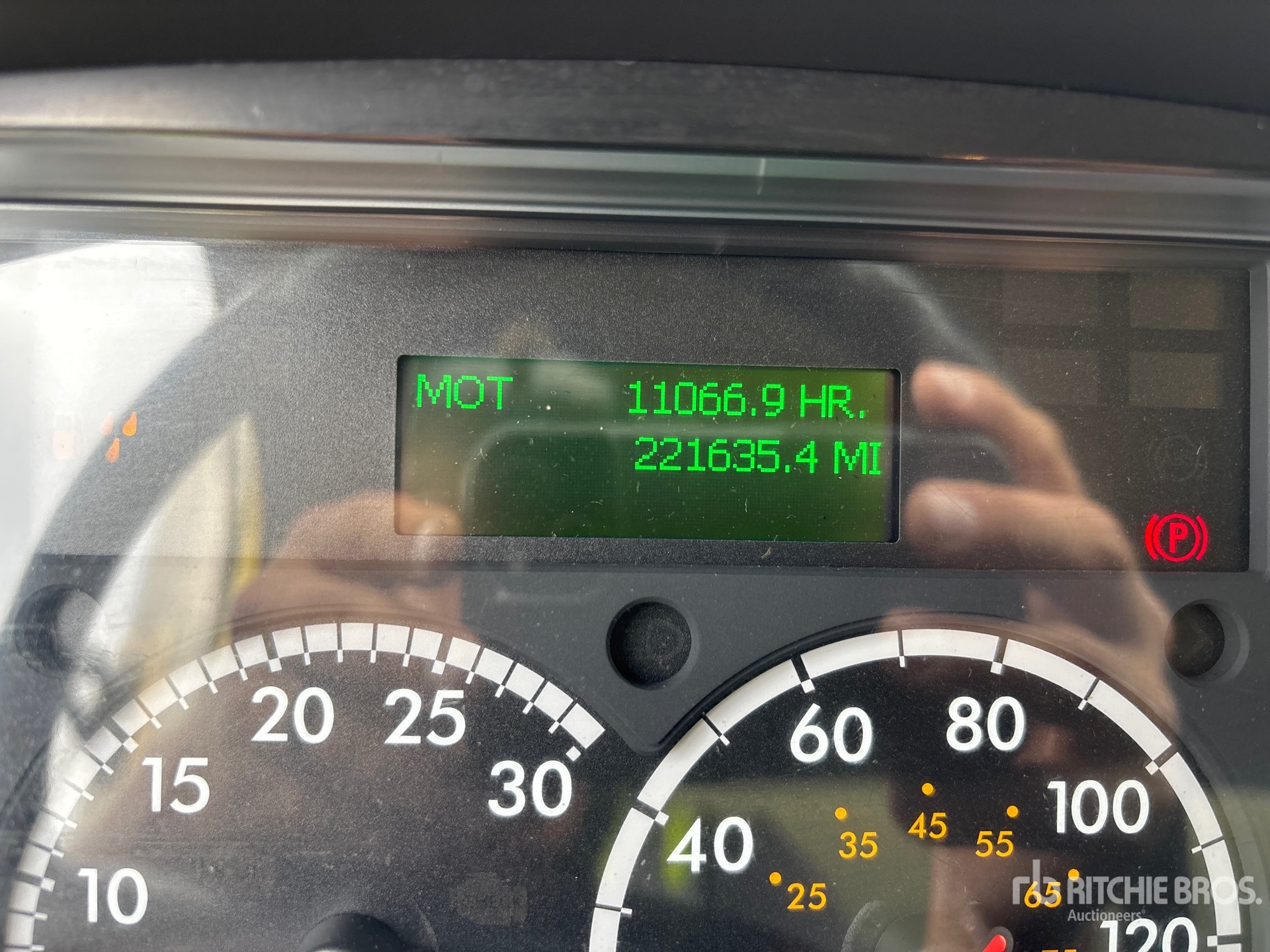 2017 Freightliner M2 106