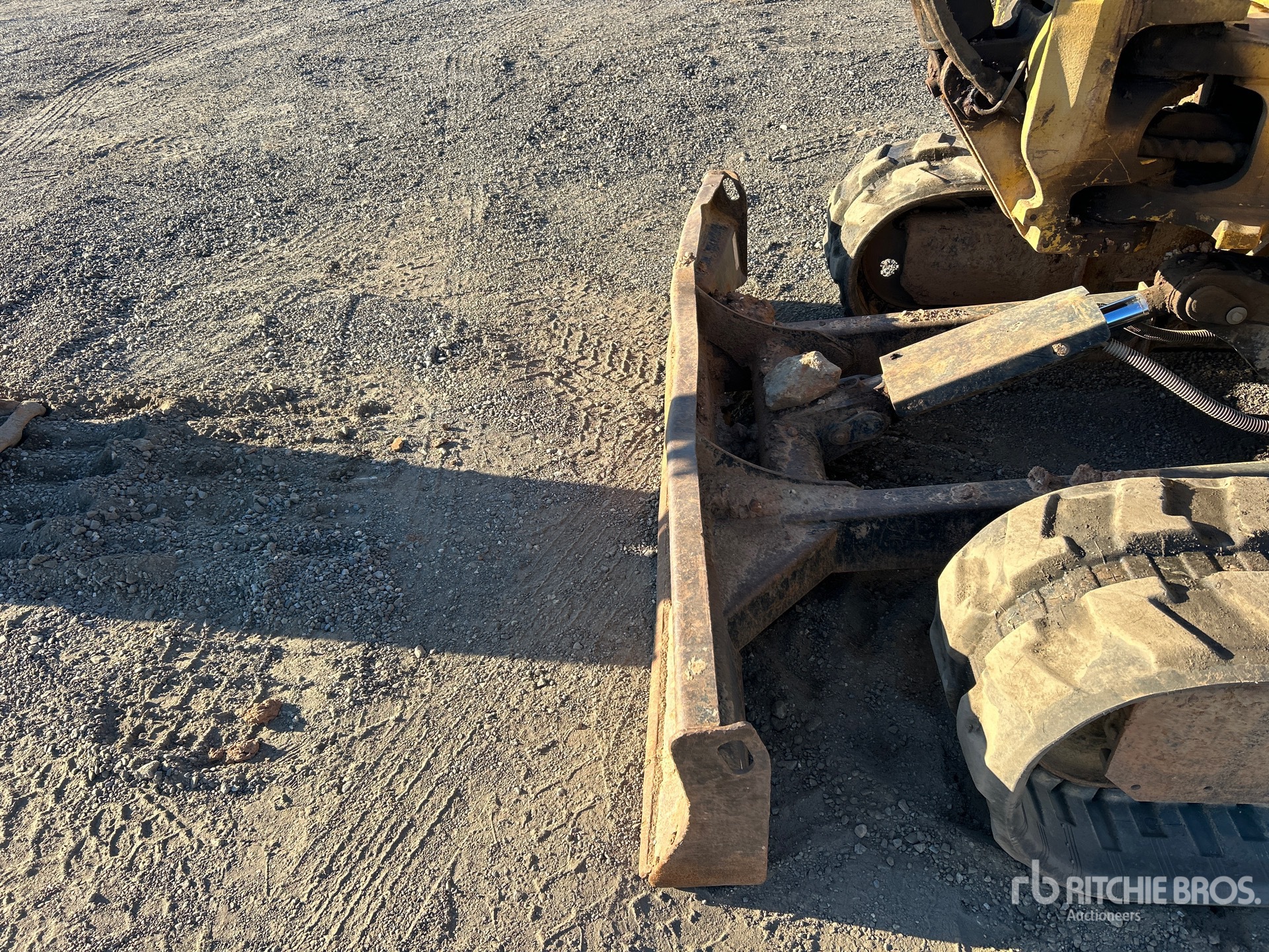 2013 Caterpillar 305.5E