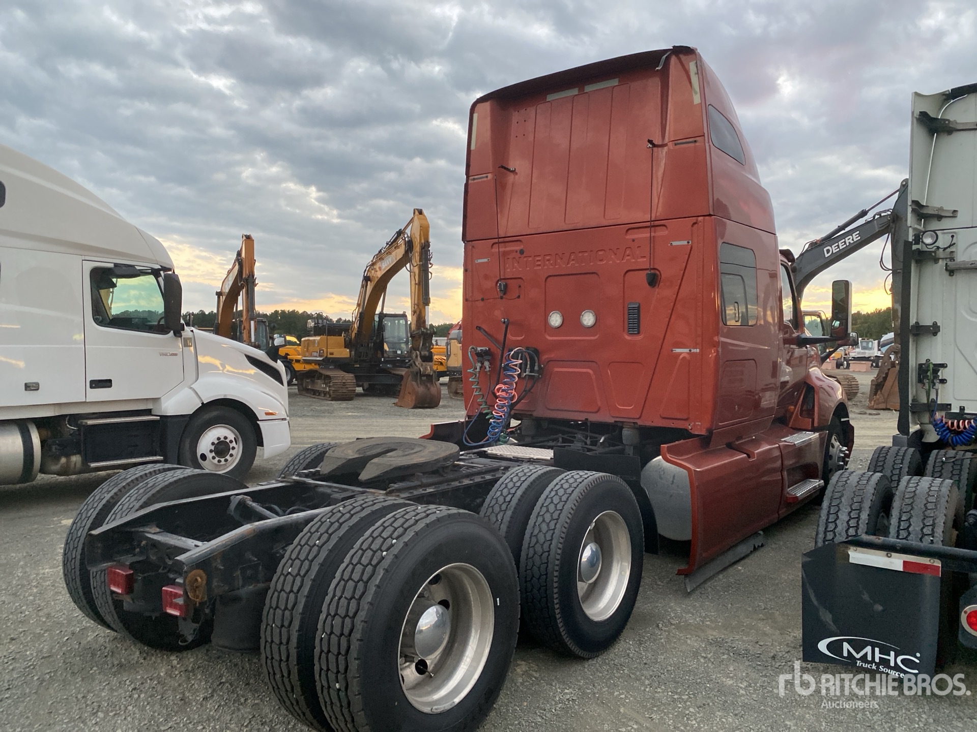 2019 International LT625