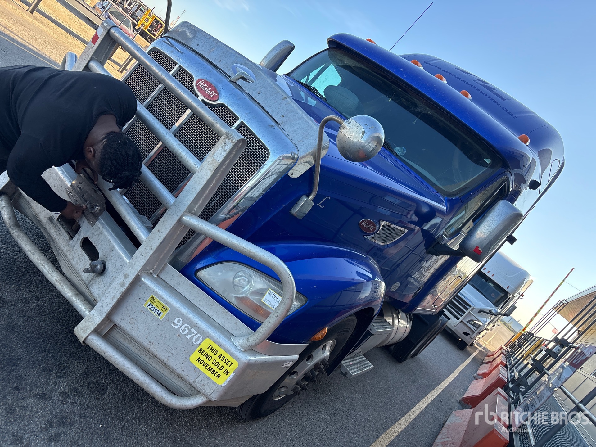 2015 Peterbilt 587