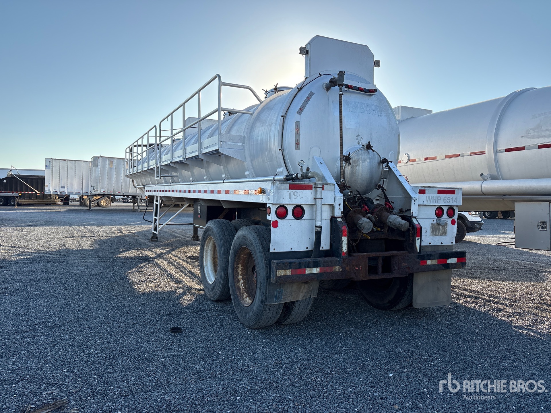 Dragon 8300 GAL T/A
