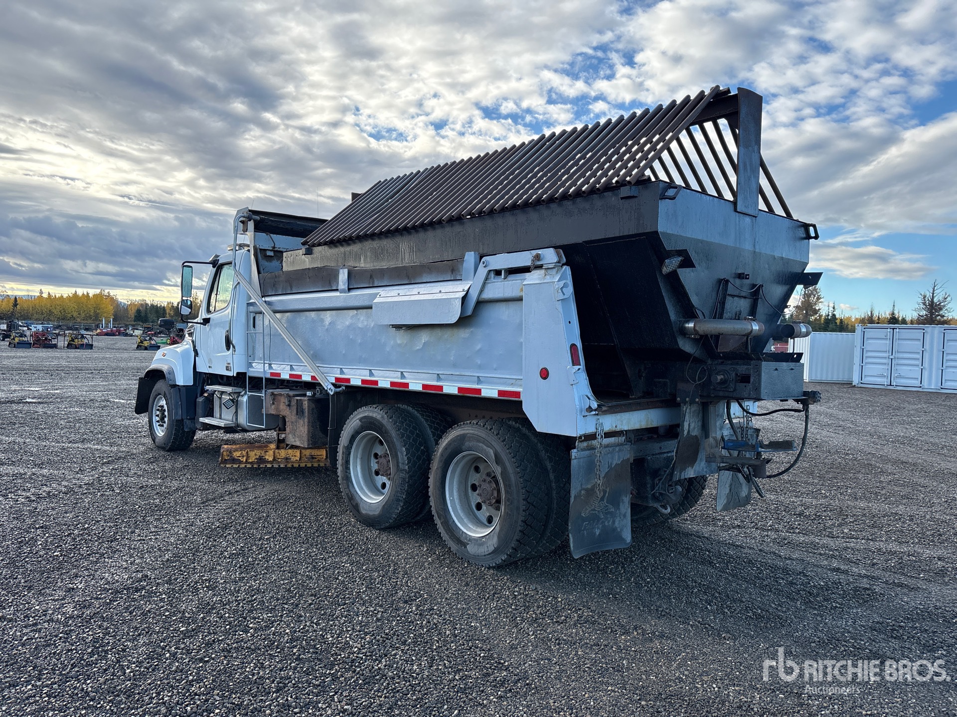 2015 Freightliner 114SD