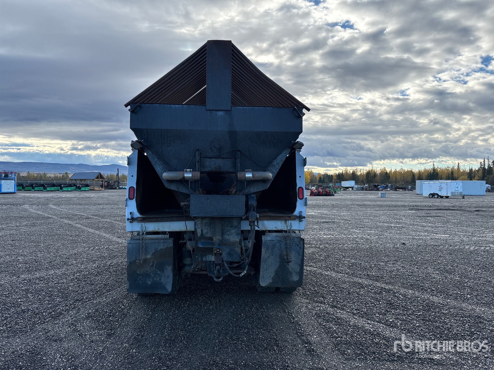 2015 Freightliner 114SD