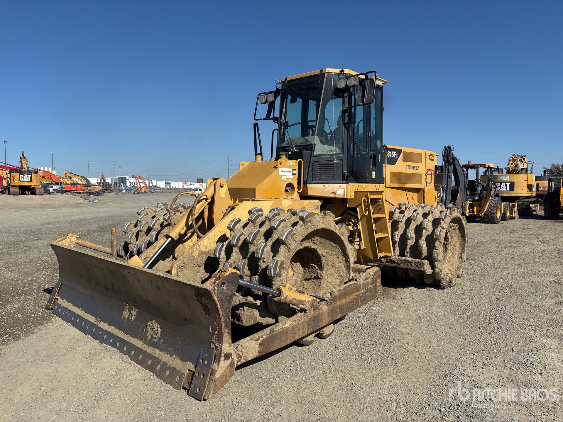 Photo of 2013 Caterpillar 815F2