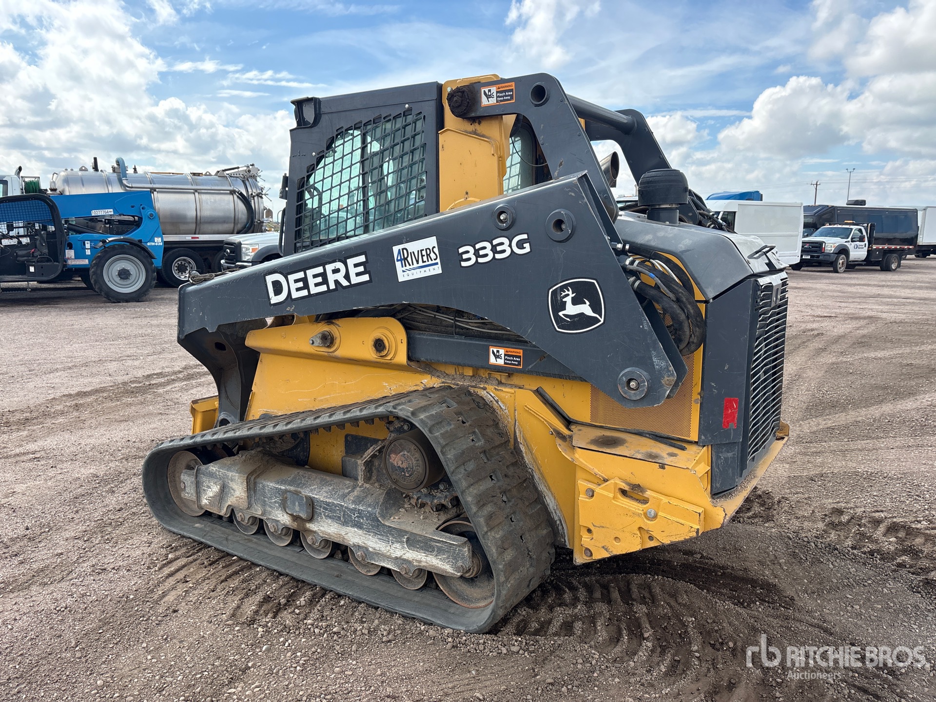 2019 John Deere 333G