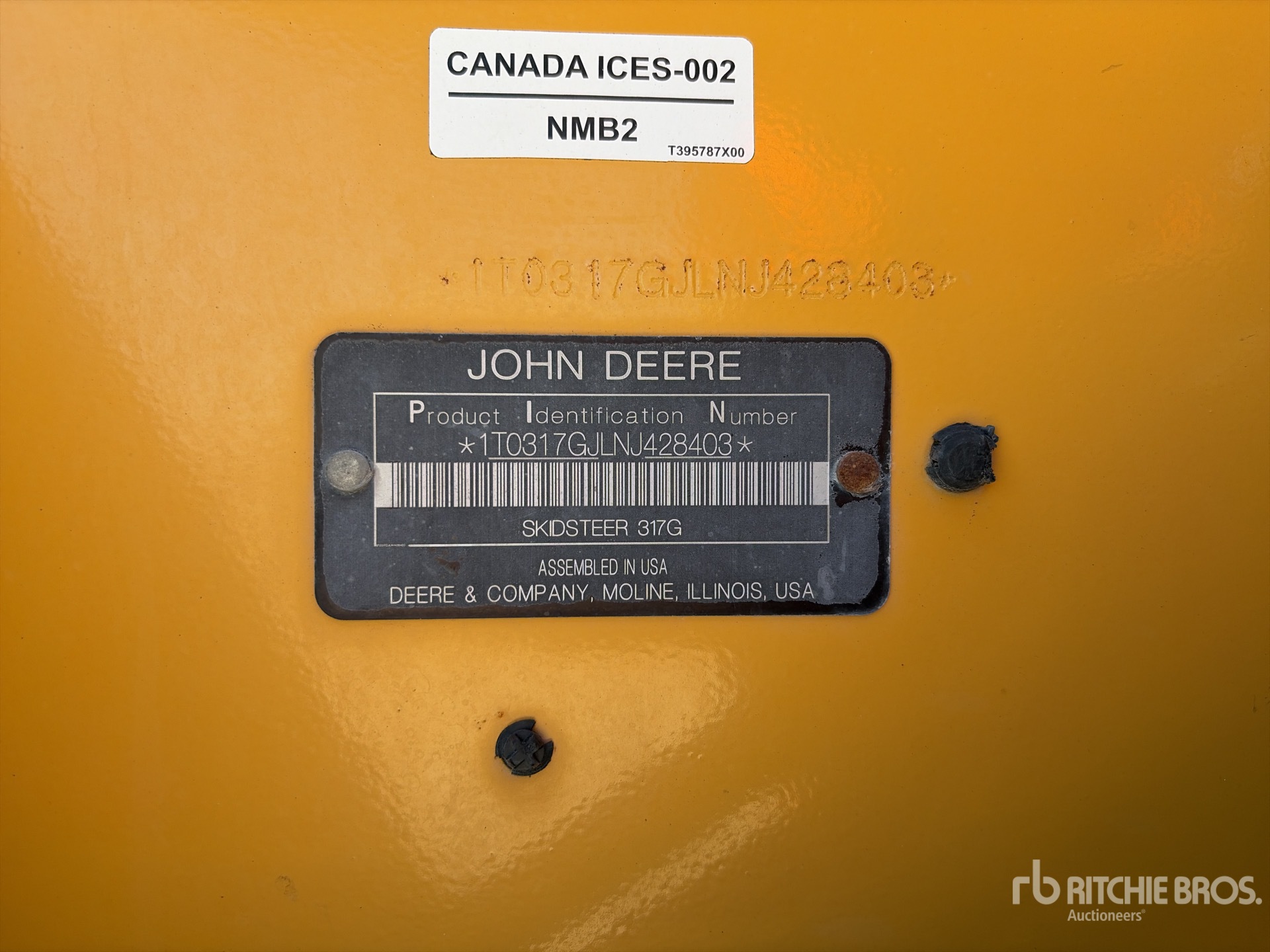 2022 John Deere 317G