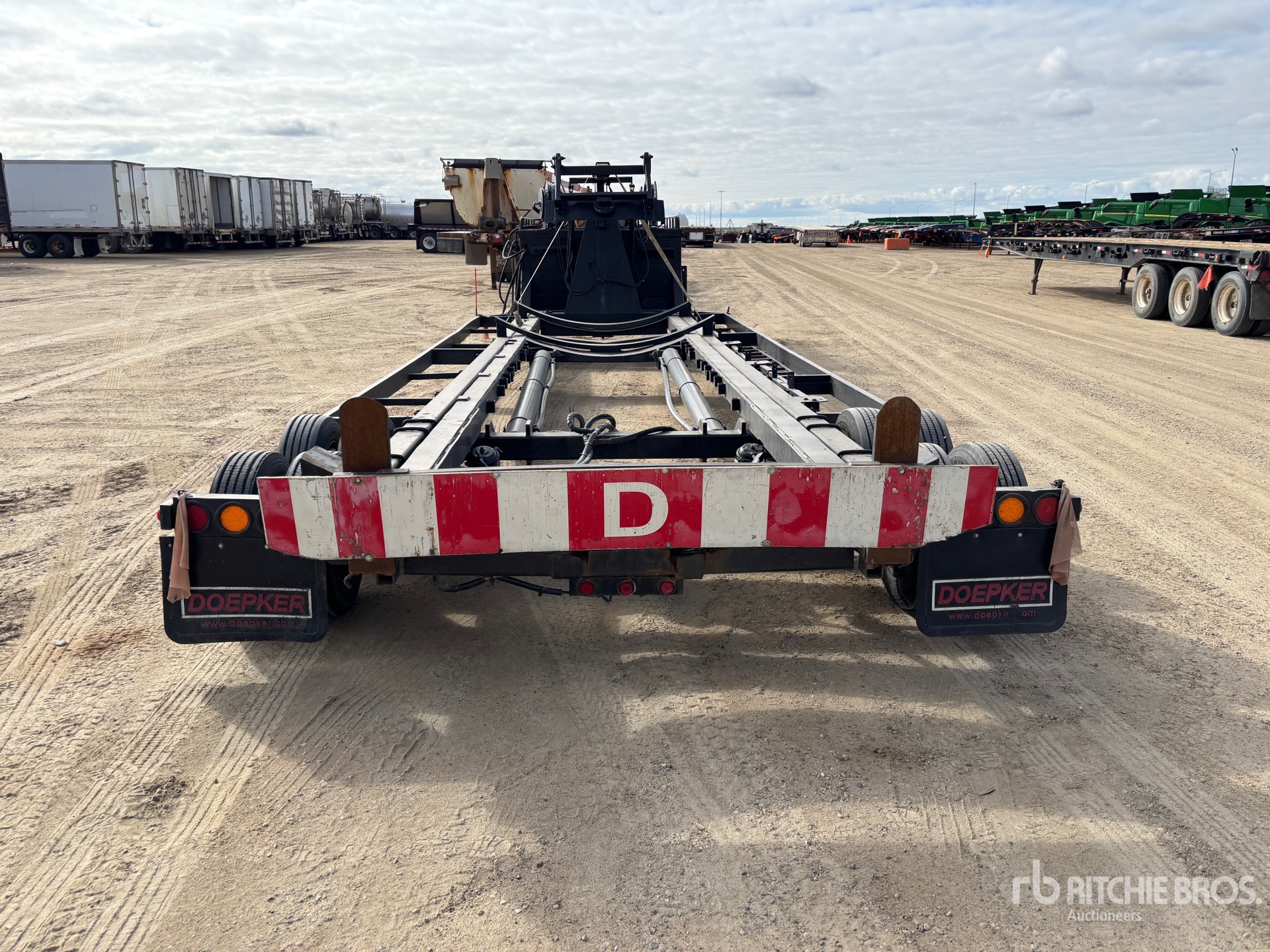 2001 Empire Tank Cradle Trailer