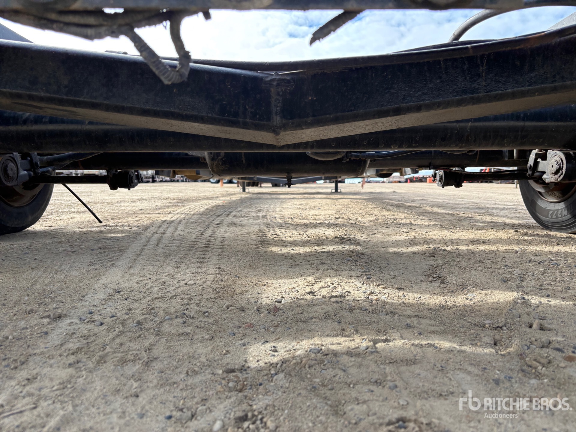 2001 Empire Tank Cradle Trailer