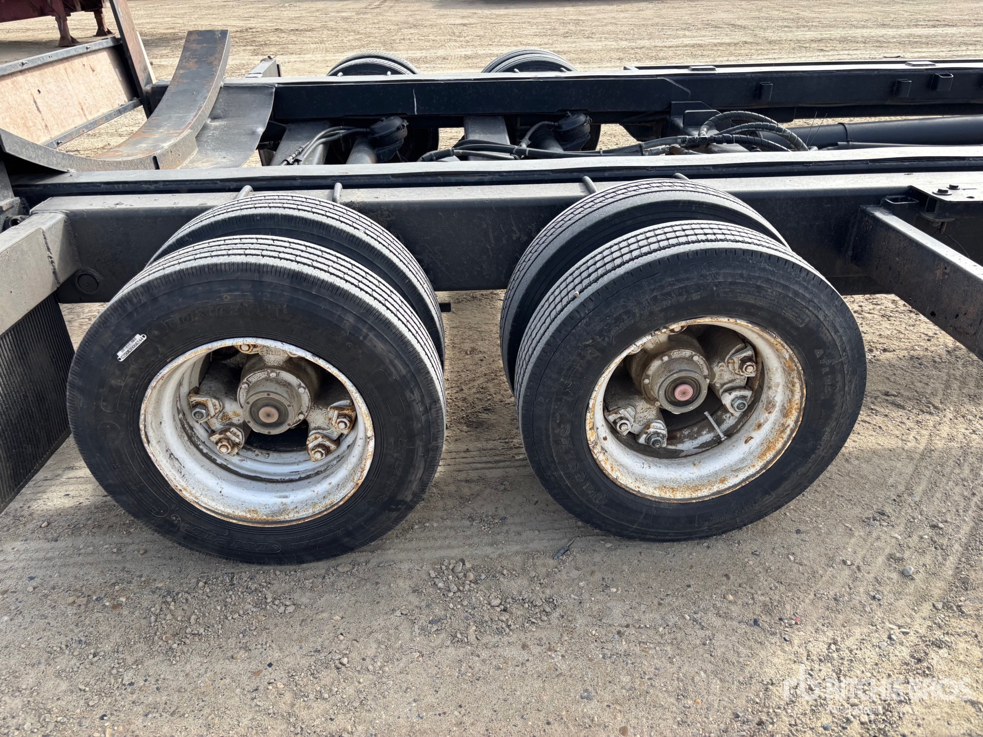 2001 Empire Tank Cradle Trailer
