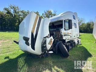 Volvo 2019 VNL 6x4 T/A Sleeper (Inoperable) — occasion