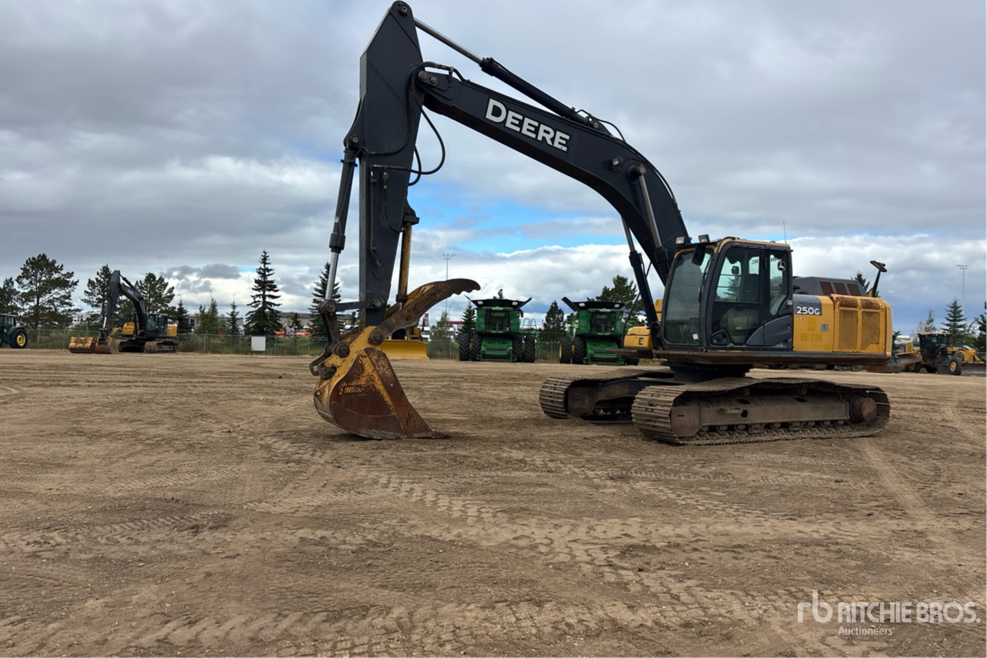 2012 John Deere 250G LC