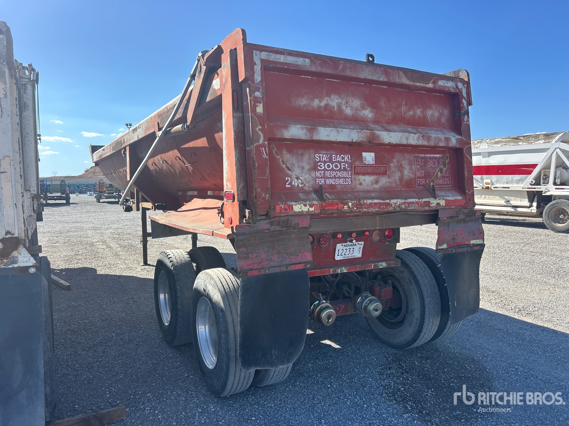 1992 Fruehauf 33 ft T/A