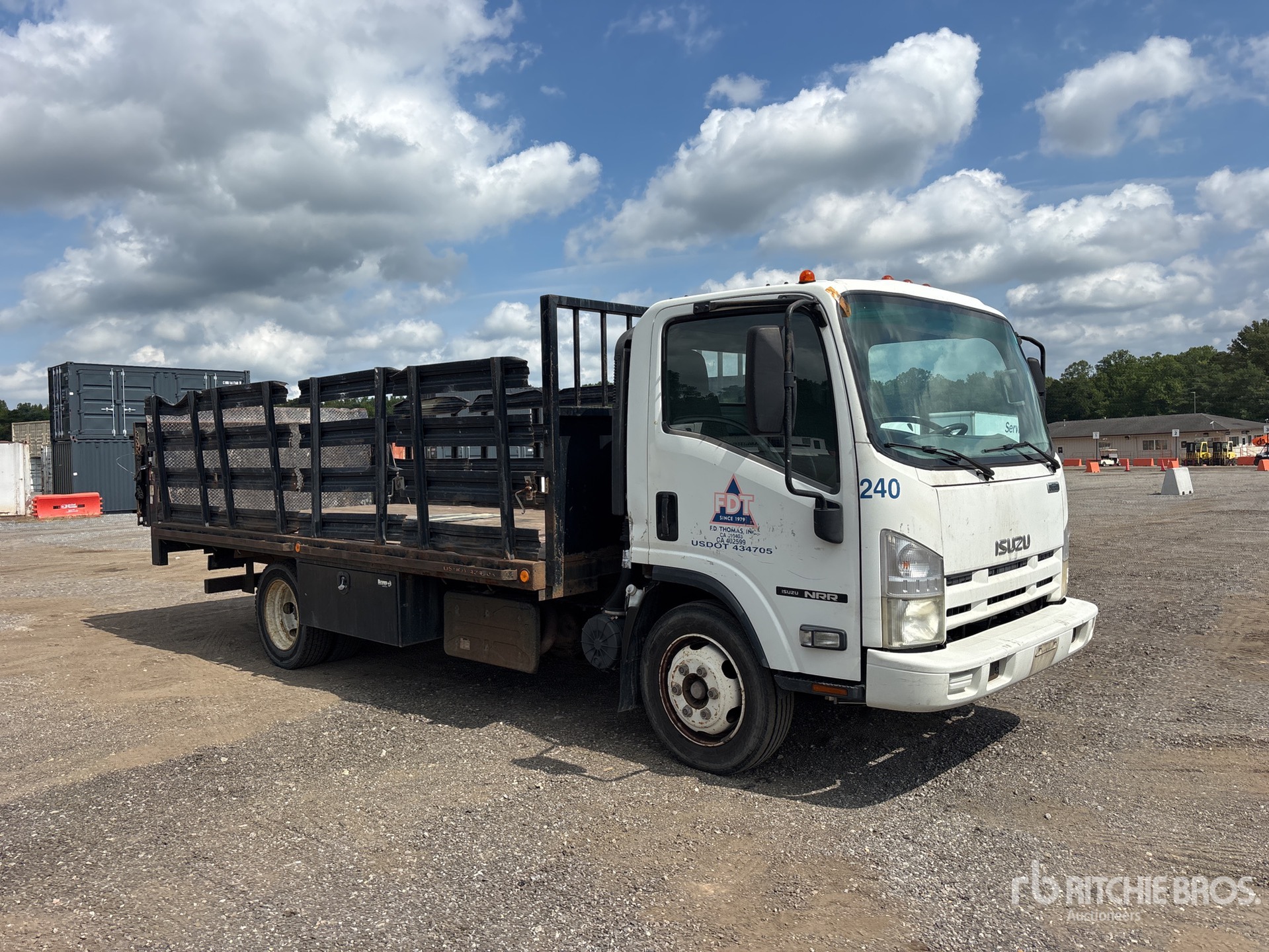 2015 Isuzu NRR