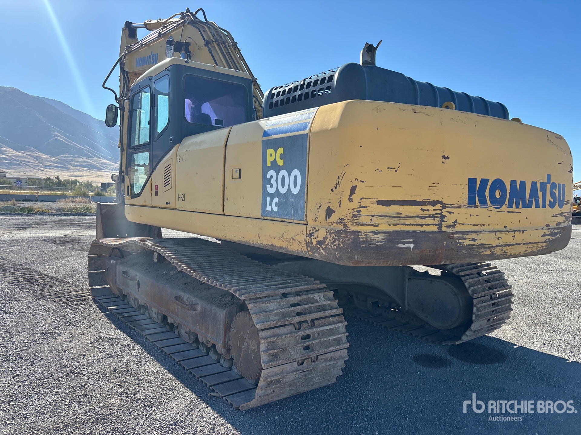 2004 Komatsu PC300LC