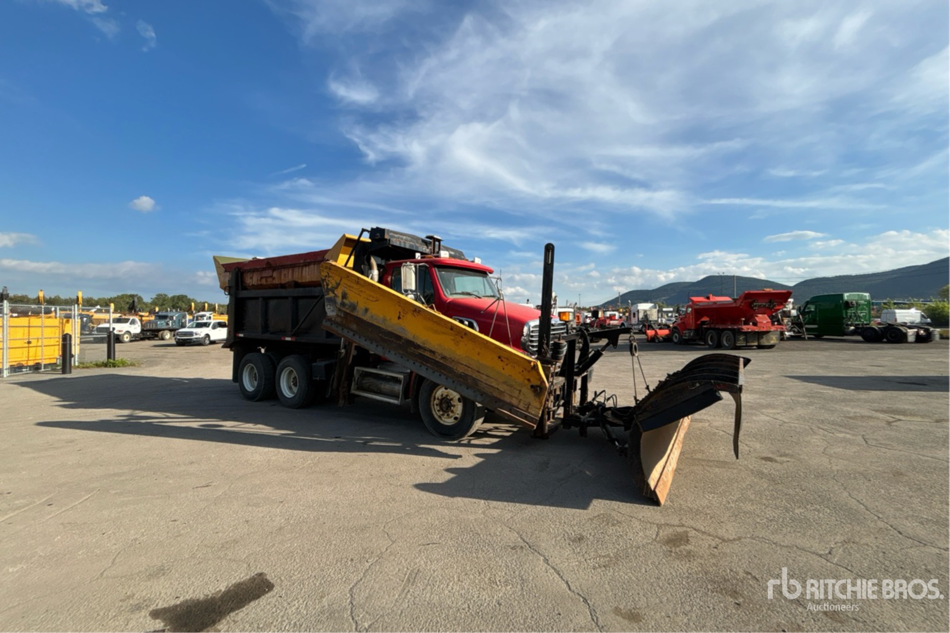 2009 Sterling L9500