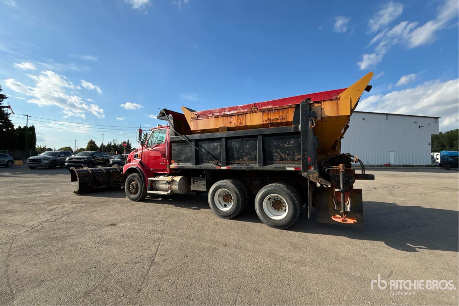 2009 Sterling L9500