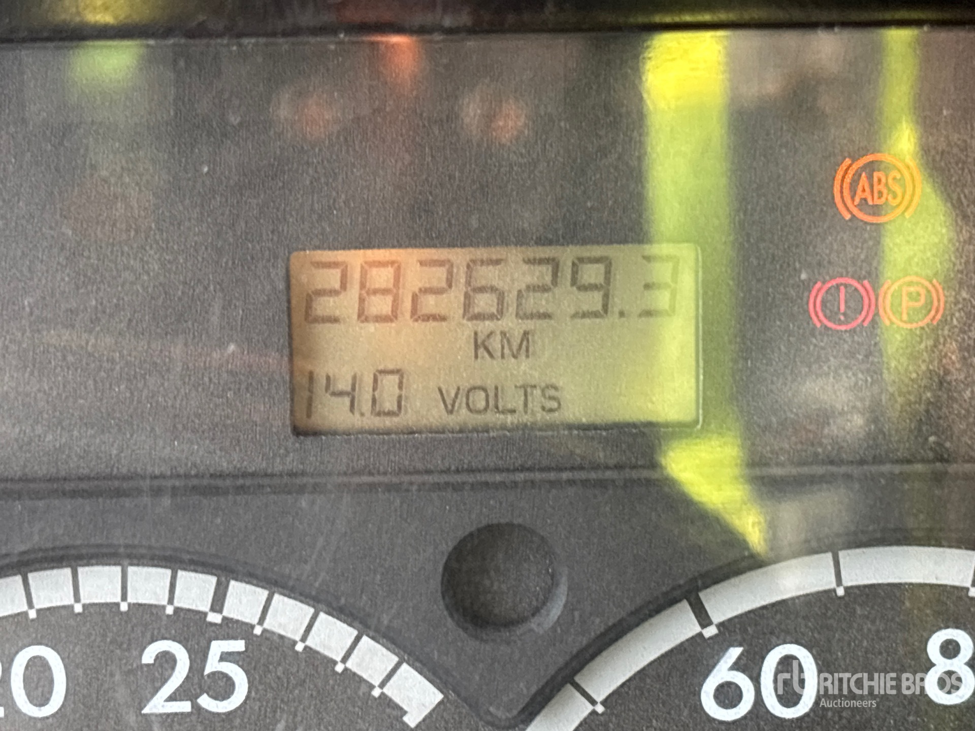 2009 Sterling L9500