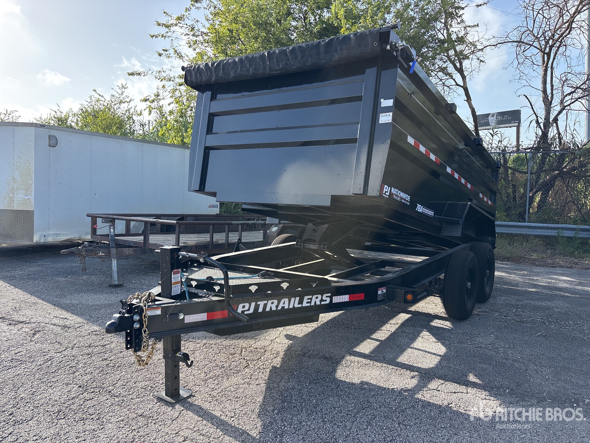 2026 Pj Trailers 19 ft