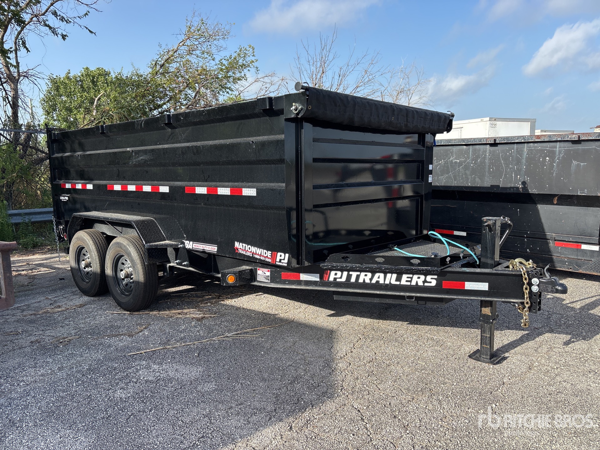 2026 Pj Trailers 19 ft