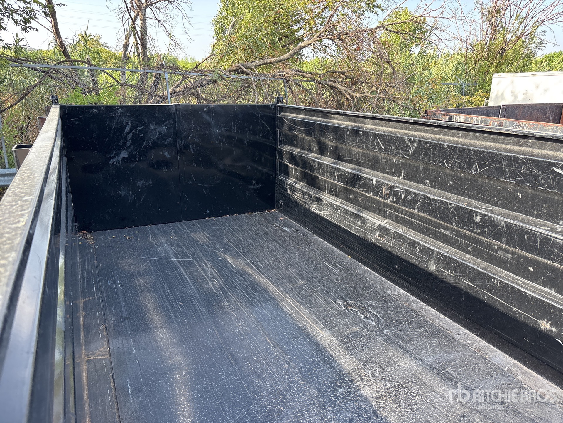 2026 Pj Trailers 19 ft