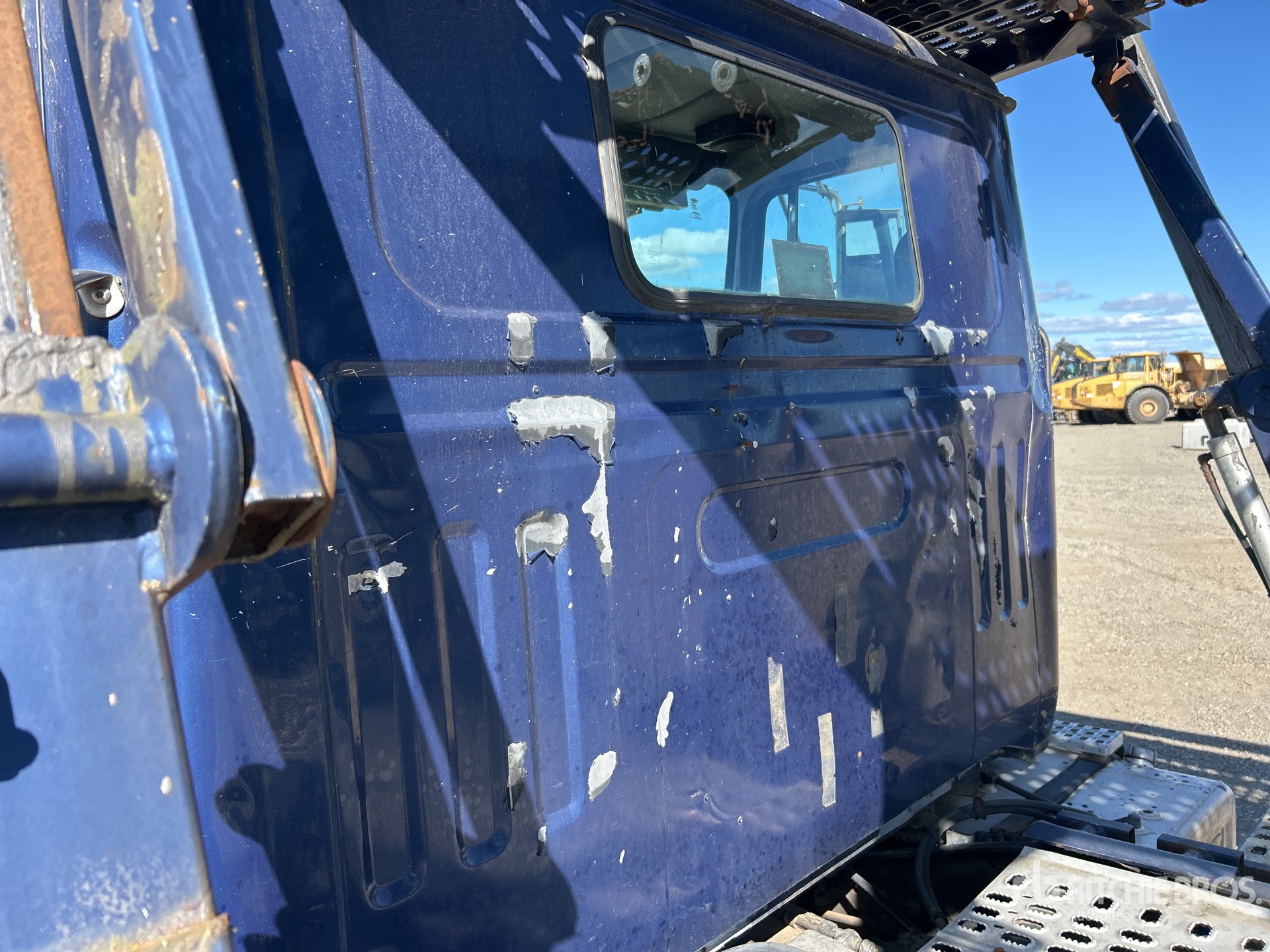 2000 Volvo VNL