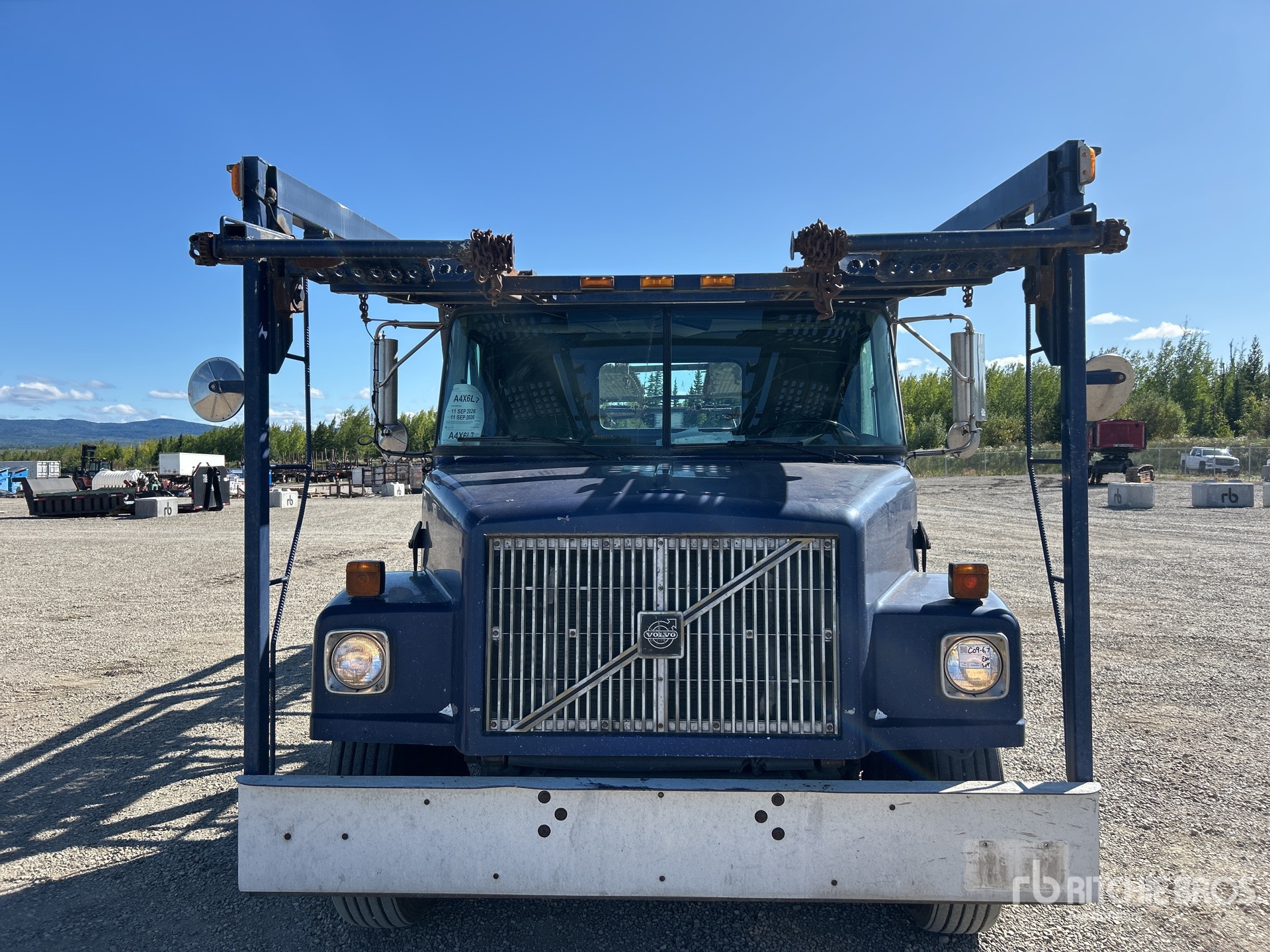 2000 Volvo VNL