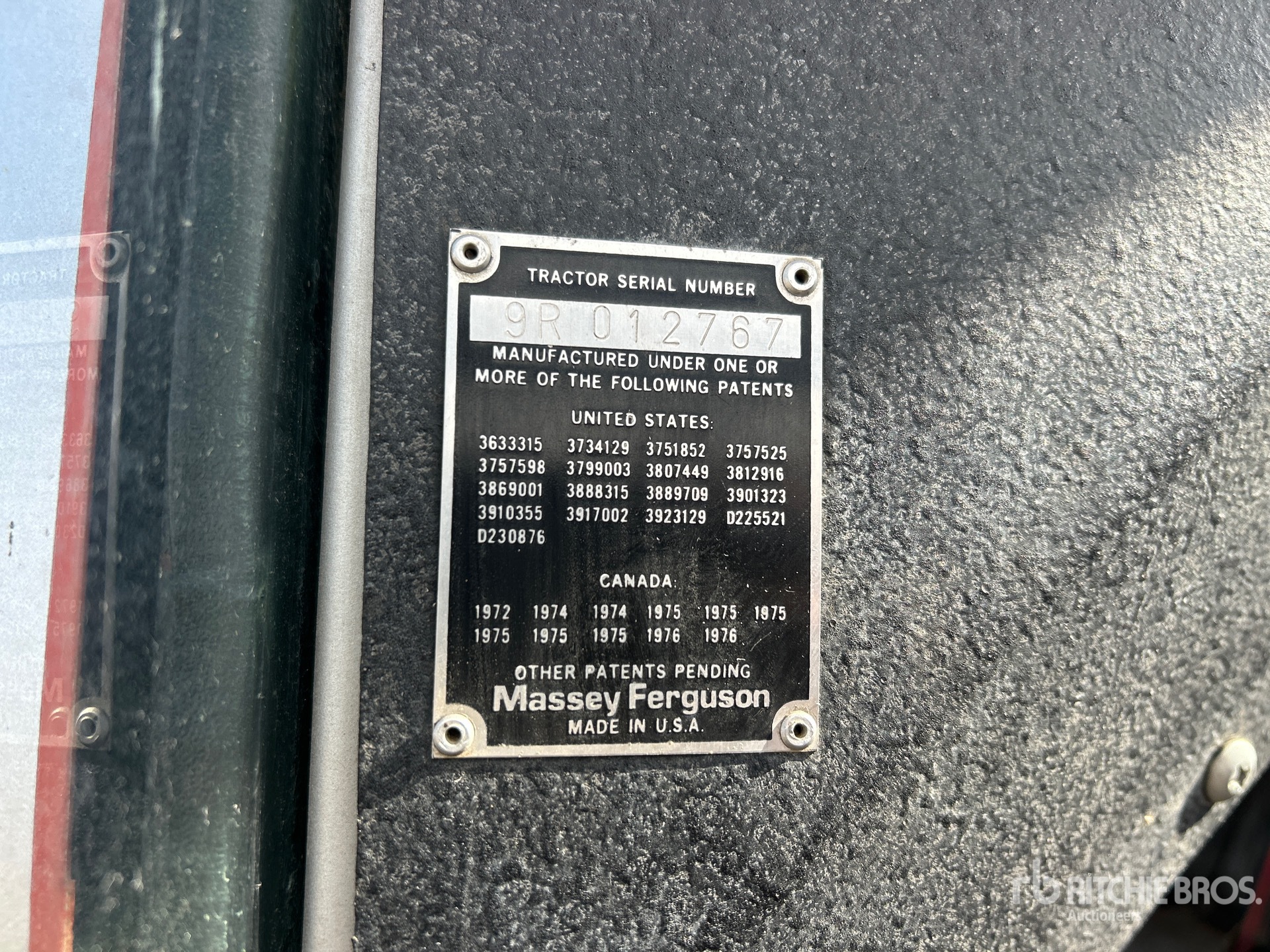 1981 Massey Ferguson 2745