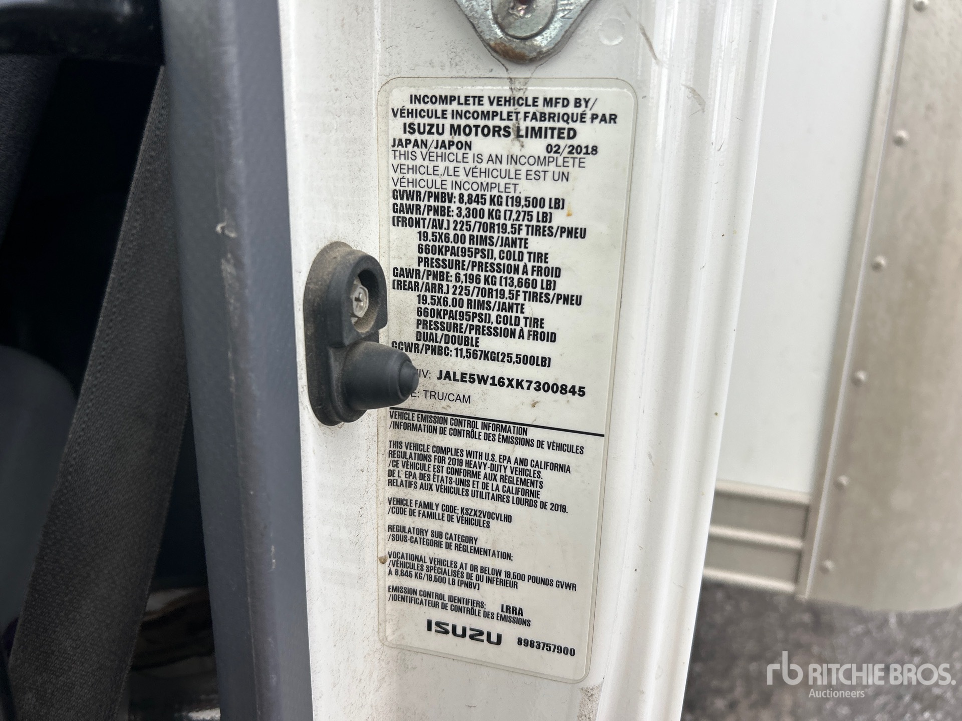 2019 Isuzu NRR