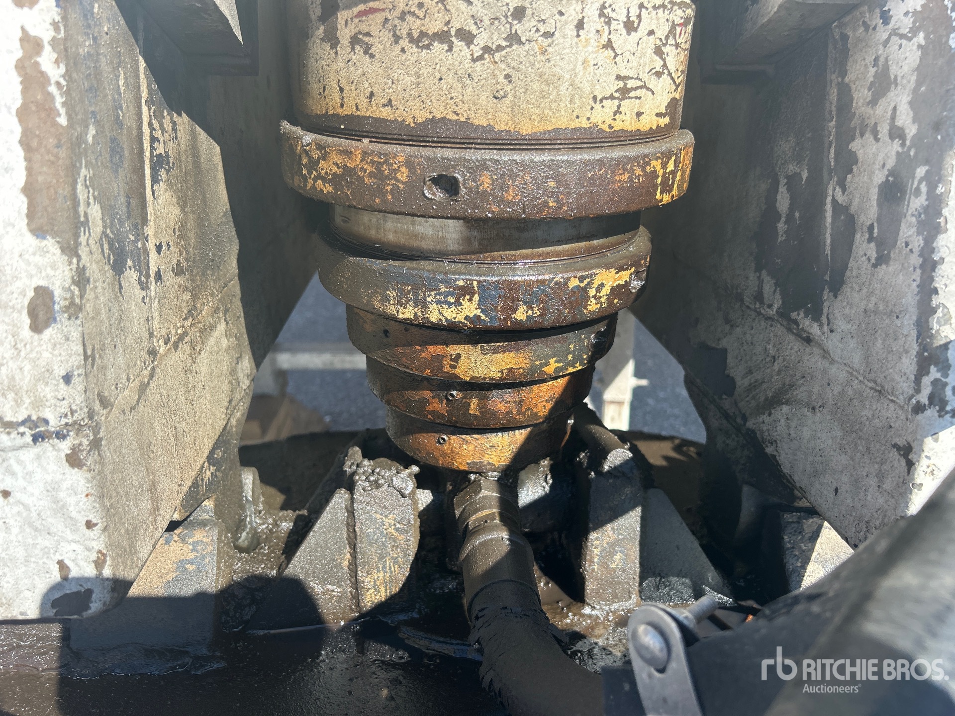 1990 Hanson Machinery 29 ft T/A