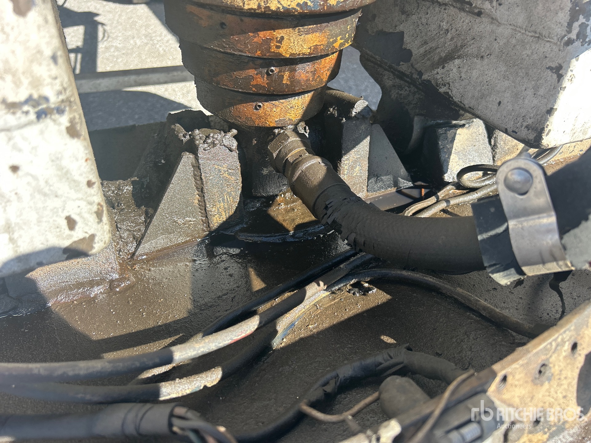 1990 Hanson Machinery 29 ft T/A