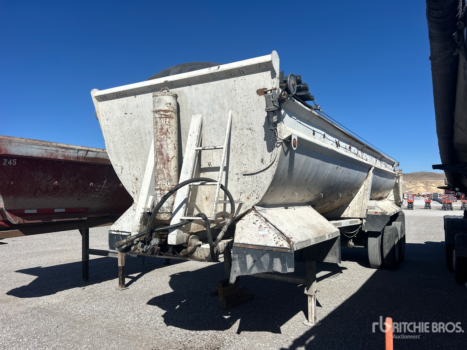 1990 Hanson Machinery 29 ft T/A