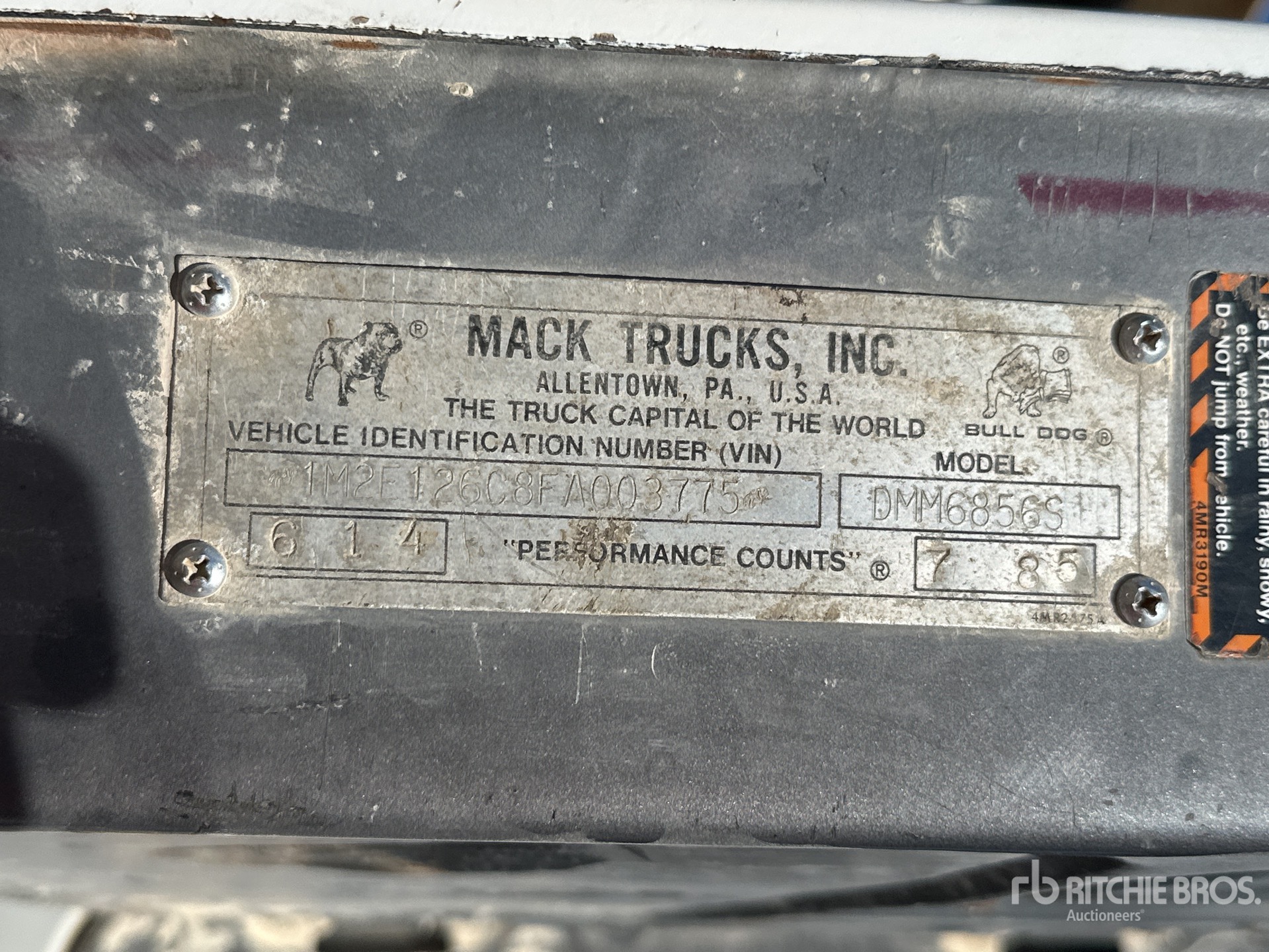 1992 Mack DMM6856S
