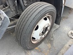Sous-caisse with Pneu de gauche