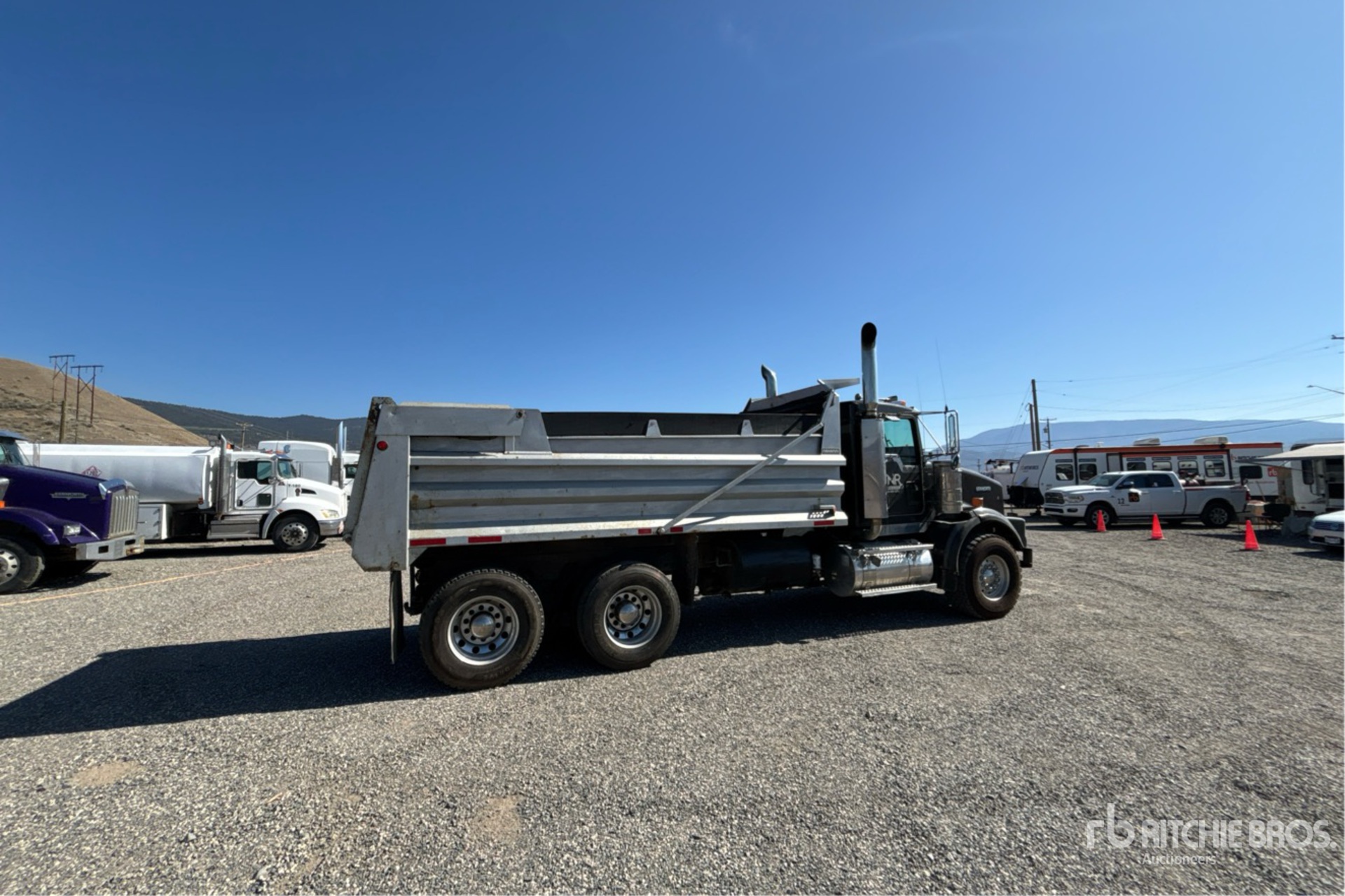 2005 Kenworth T800