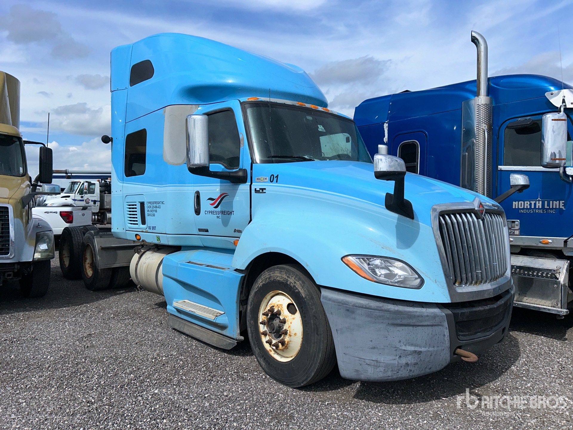 2018 International LT625