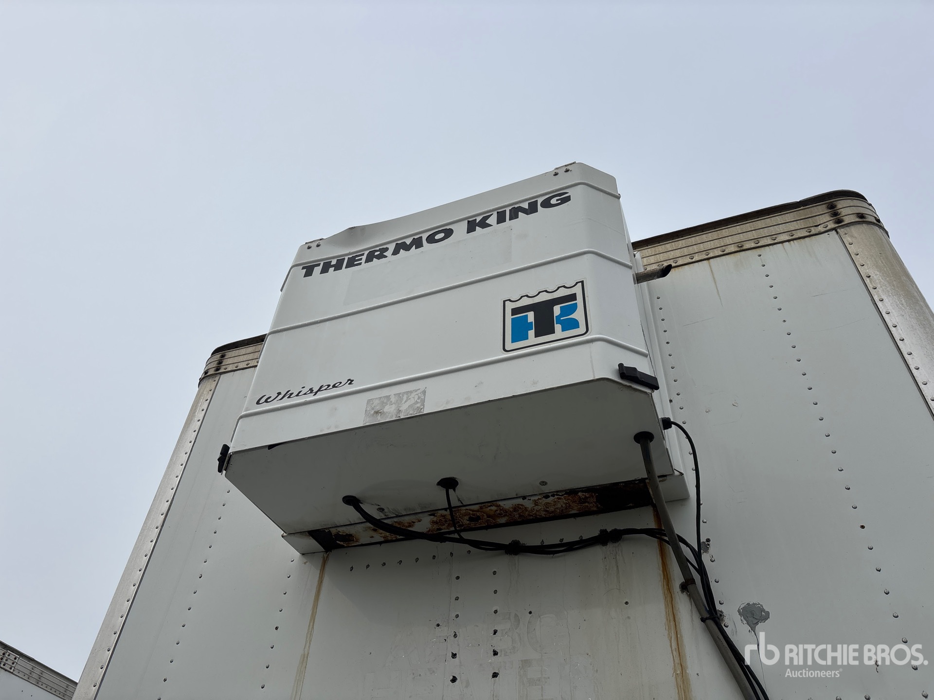 2013 Vanguard 53 FT X 102 IN T/A HEATED