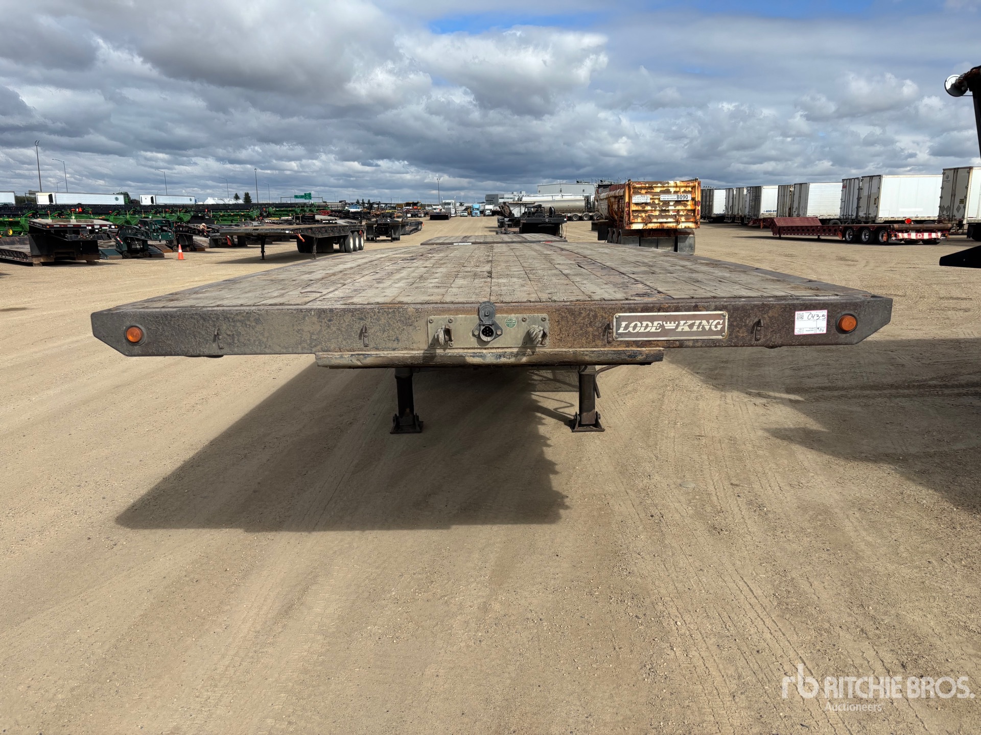 2014 Load King 32 ft Super B-Train Lead