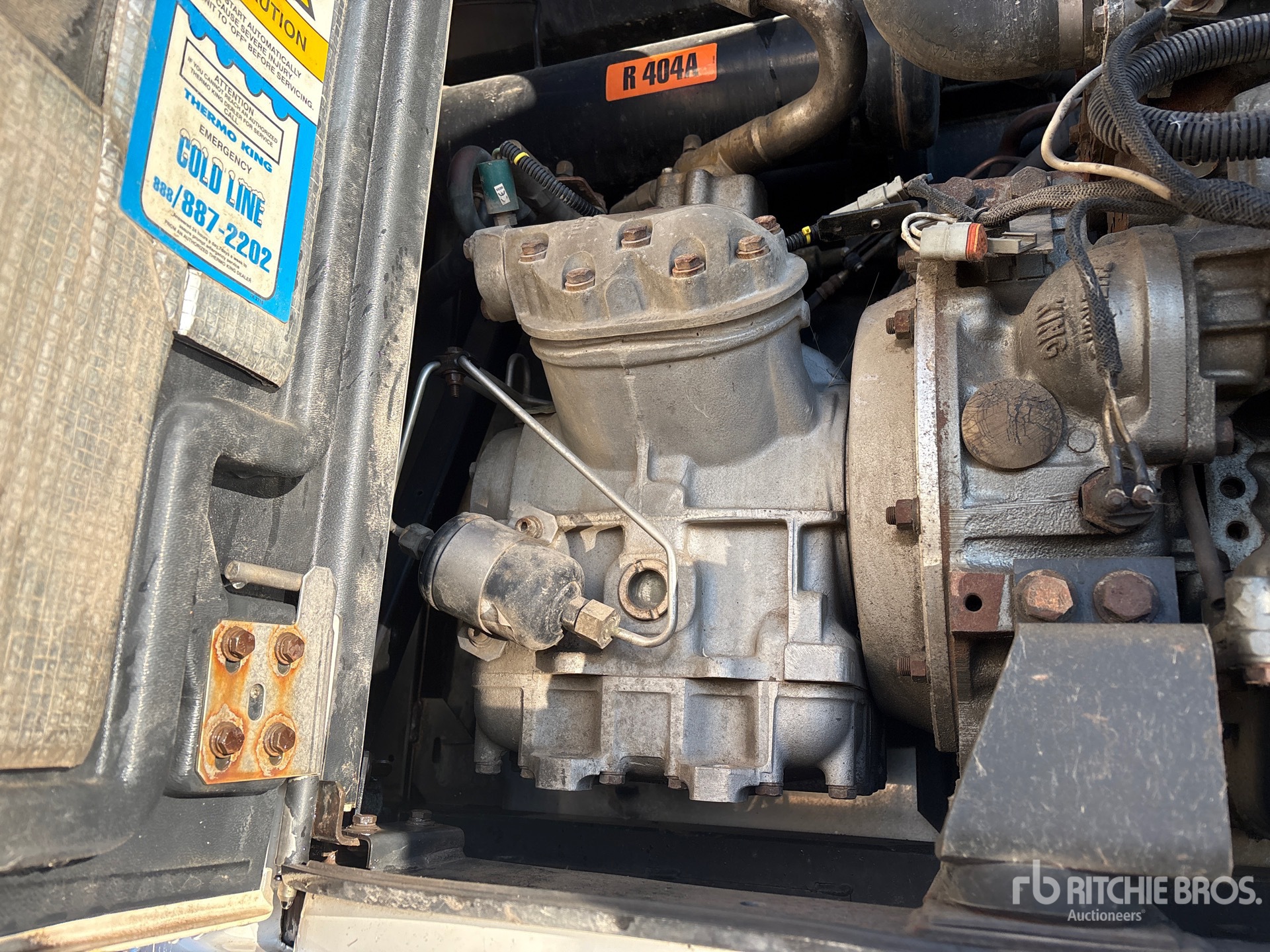 2007 Utility 3000R