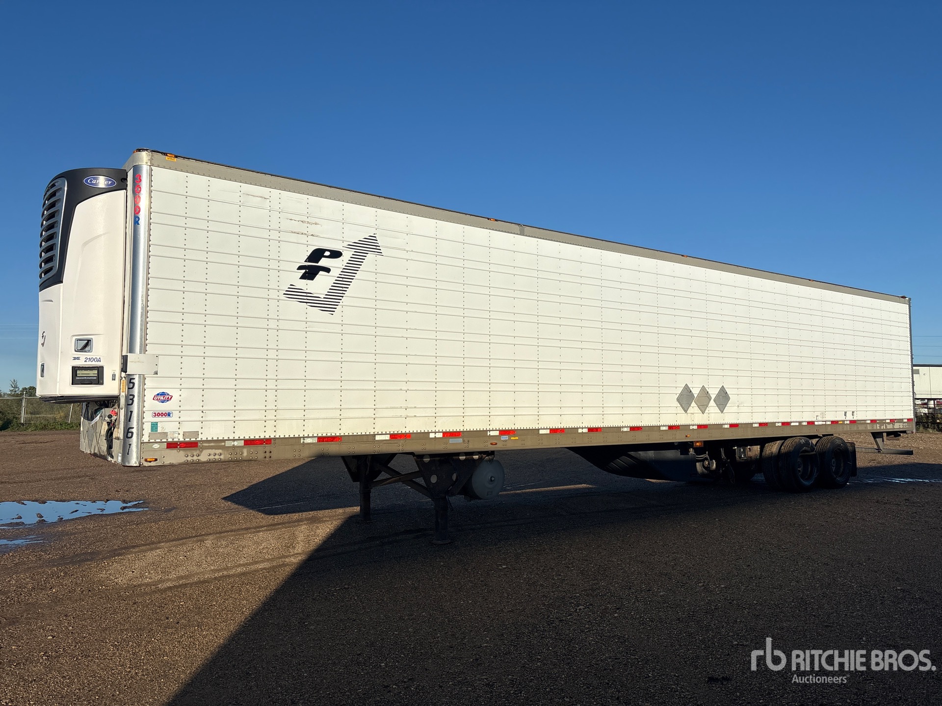 Photo of 2013 Utility 3000R