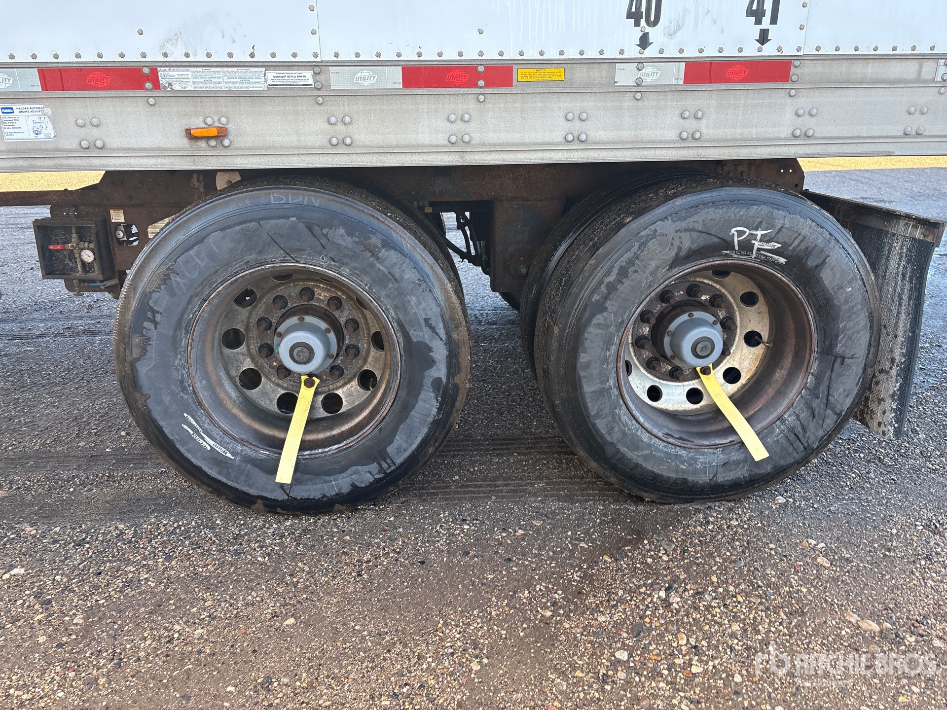 2013 Utility 53 FT X 102 IN T/A