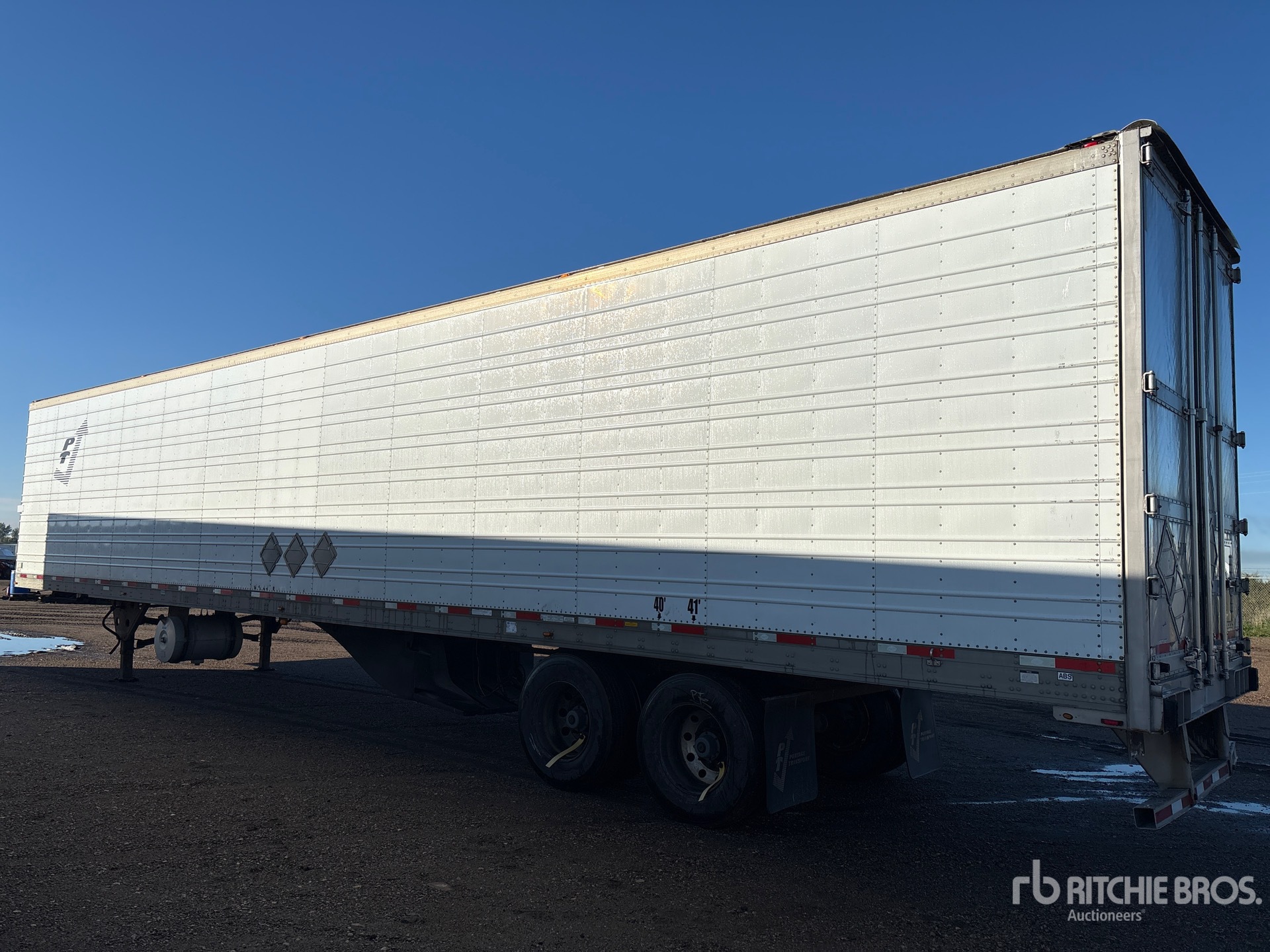2013 Utility 53 FT X 102 IN T/A