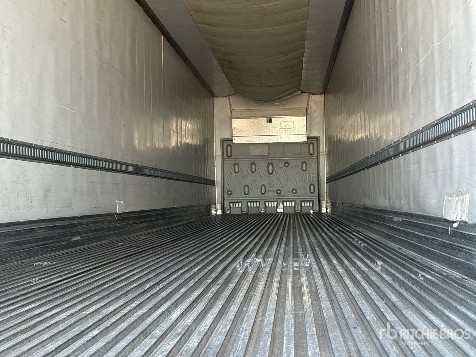 2013 Utility 53 FT X 102 IN T/A