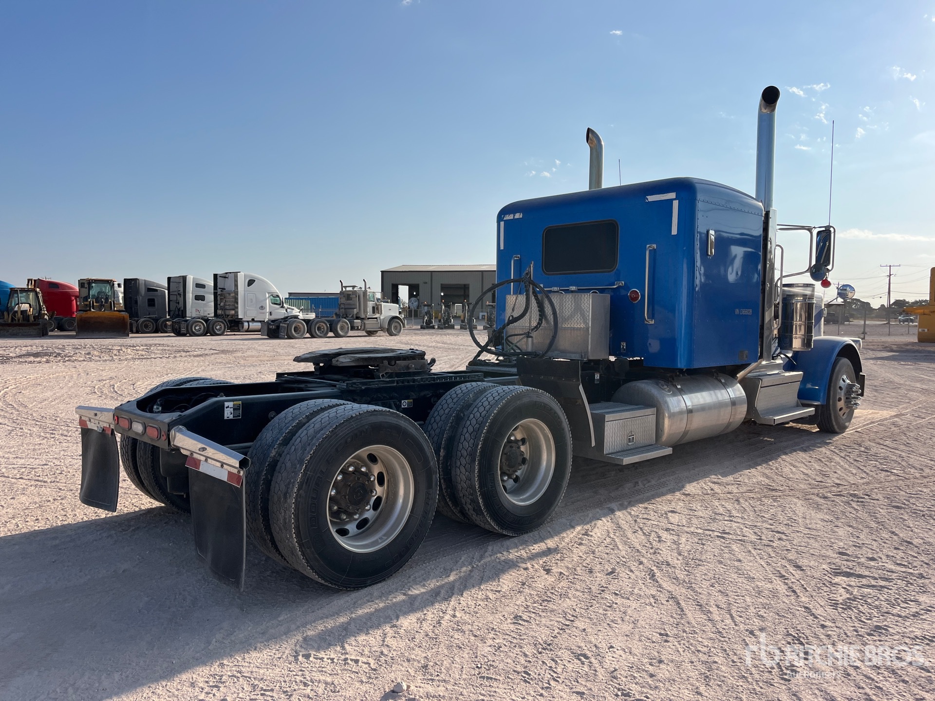 2020 Peterbilt 389
